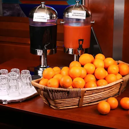 Crowne Plaza - Minsk, An Ihg Готель 5*