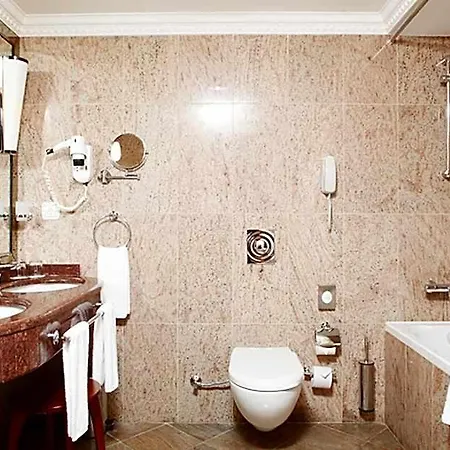 Hotel Crowne Plaza - Minsk, An Ihg