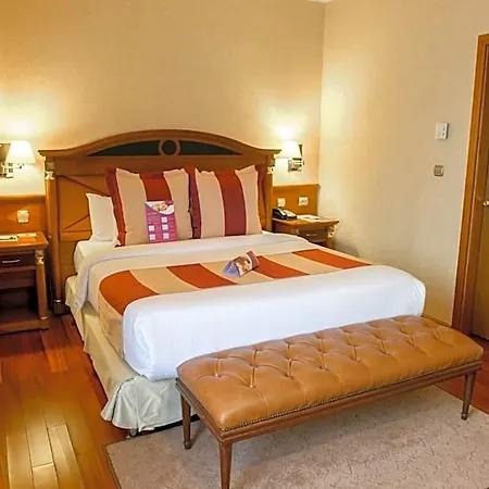 Hotel Crowne Plaza - Minsk, An Ihg Minsk