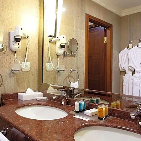Crowne Plaza - Minsk, An Ihg Minsk