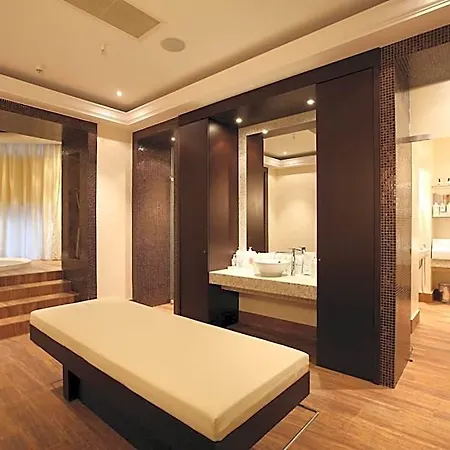 Crowne Plaza - Minsk, An Ihg Minsk