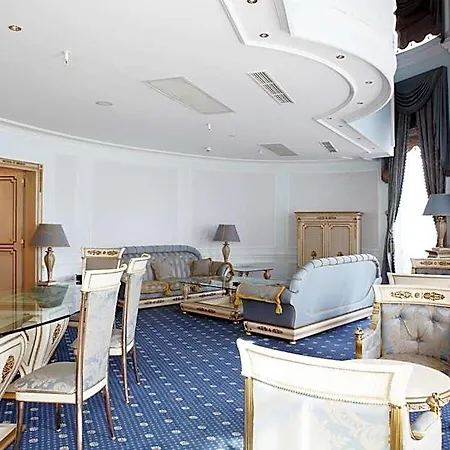 Crowne Plaza - Minsk, An Ihg Hotel 5*