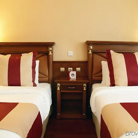 Crowne Plaza - Minsk, An Ihg Готель Мінськ