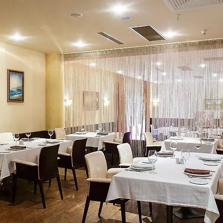 Crowne Plaza - Minsk, An Ihg 5* Minsk
