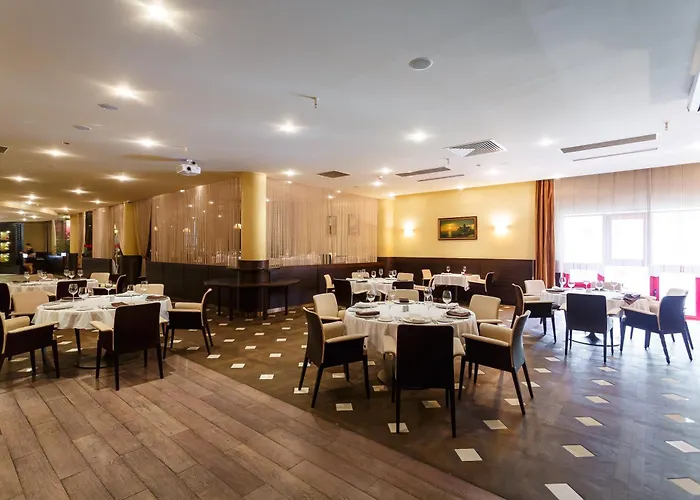 Otel Crowne Plaza - Minsk, An Ihg 5*