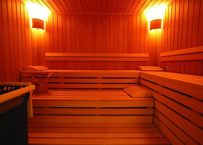 Otel Crowne Plaza - Minsk, An Ihg 5*