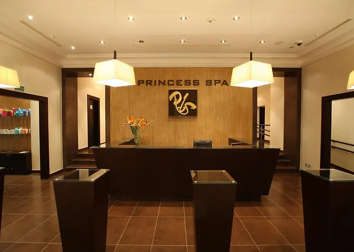 Otel Crowne Plaza - Minsk, An Ihg 5*