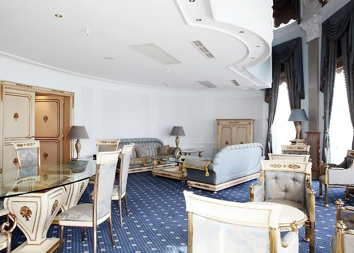 Crowne Plaza - Minsk, An Ihg