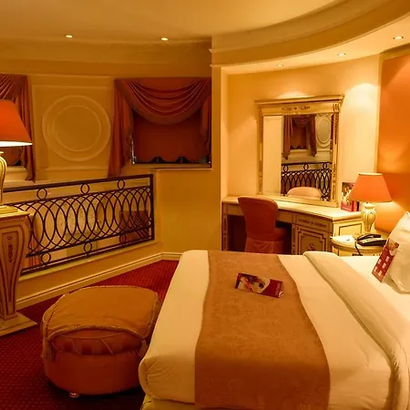 Crowne Plaza - Minsk, An Ihg