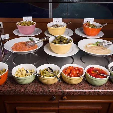 Hotel Crowne Plaza - Minsk, An Ihg Minsk