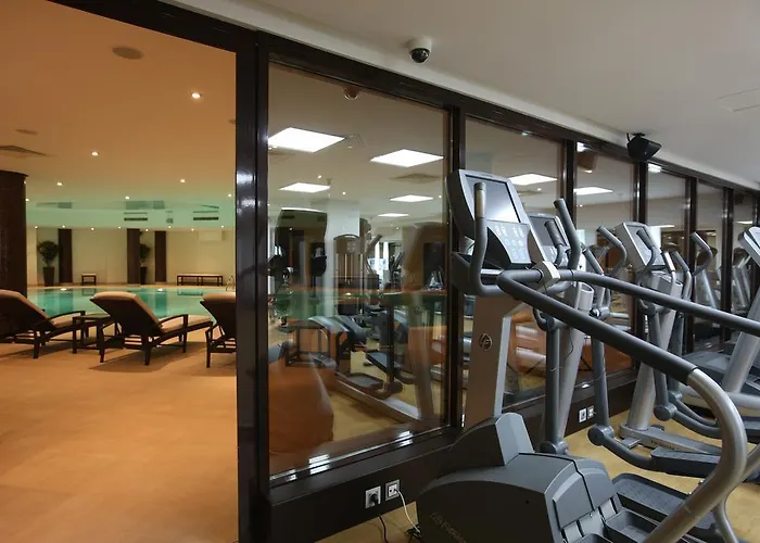 ホテル Crowne Plaza - Minsk, An Ihg 5*